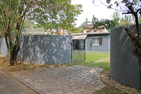 Casa de condomínio para alugar com 200m², 3 quartos e 10 vagasFachada