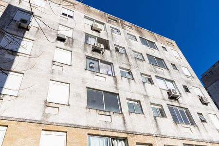 Apartamento para alugar com 48m², 2 quartos e 1 vaga Apartamento para alugar com 48m², 2 quartos e 1 vagaFachada