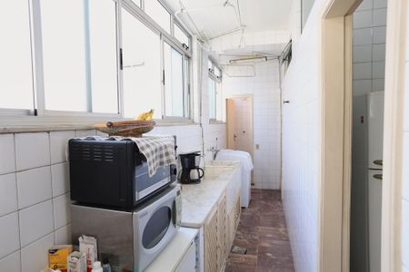 Apartamento à venda com 125m², 3 quartos e 1 vaga Apartamento à venda com 125m², 3 quartos e 1 vagaÁrea de Serviço