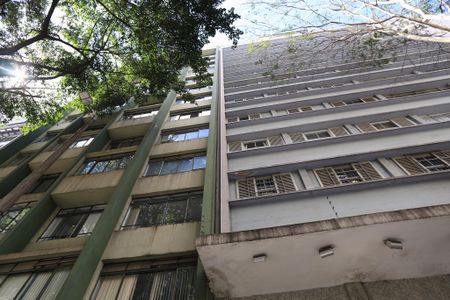 Apartamento à venda com 125m², 3 quartos e 1 vaga Apartamento à venda com 125m², 3 quartos e 1 vagaFachada