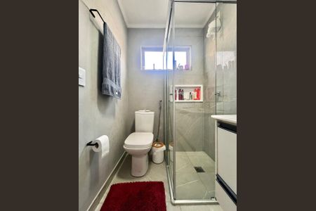 Apartamento à venda com 103m², 3 quartos e 1 vaga Apartamento à venda com 103m², 3 quartos e 1 vagaBanheiro da Suíte