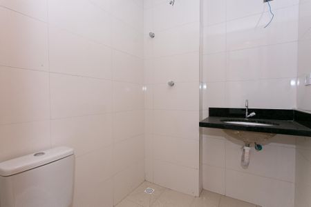 Apartamento à venda com 35m², 2 quartos e sem vaga Apartamento à venda com 35m², 2 quartos e sem vagaBanheiro Social