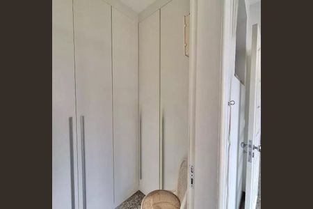 Apartamento à venda com 152m², 4 quartos e 3 vagas Apartamento à venda com 152m², 4 quartos e 3 vagasQuarto 3