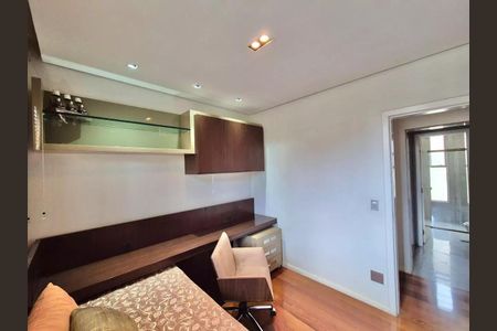 Apartamento à venda com 152m², 4 quartos e 3 vagas Apartamento à venda com 152m², 4 quartos e 3 vagasQuarto 3