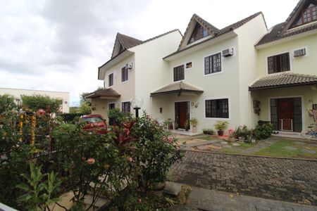 Sala - Vista de casa de condomínio para alugar com 3 quartos, 121m² em Pechincha, Rio de Janeiro