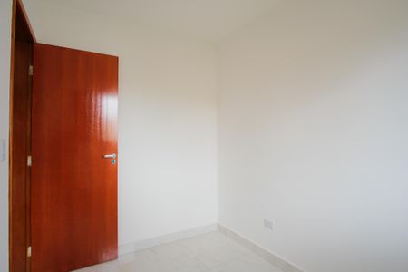 Quarto 1 de apartamento para alugar com 2 quartos, 33m² em Penha de França, São Paulo