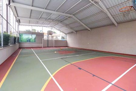 Apartamento à venda com 108m², 3 quartos e 2 vagas Apartamento à venda com 108m², 3 quartos e 2 vagasÁrea comum - Quadra