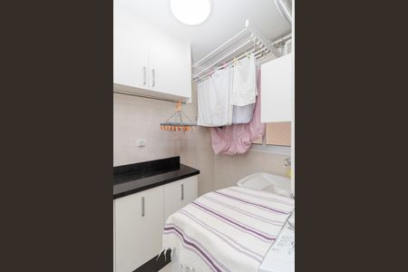 Apartamento à venda com 108m², 3 quartos e 2 vagas Apartamento à venda com 108m², 3 quartos e 2 vagasÁrea de Serviço