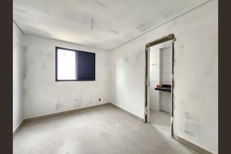 Apartamento à venda com 120m², 3 quartos e 4 vagas Apartamento à venda com 120m², 3 quartos e 4 vagasSuíte 1