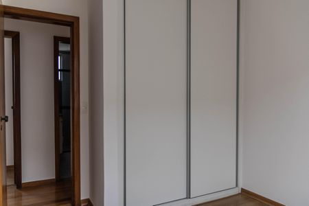 Apartamento para alugar com 105m², 3 quartos e 2 vagasQuarto 2