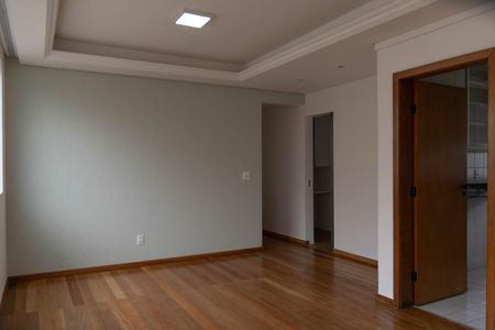 Apartamento para alugar com 105m², 3 quartos e 2 vagasSala