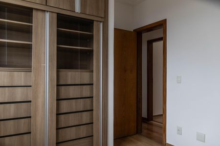 Apartamento para alugar com 105m², 3 quartos e 2 vagasQuarto 1