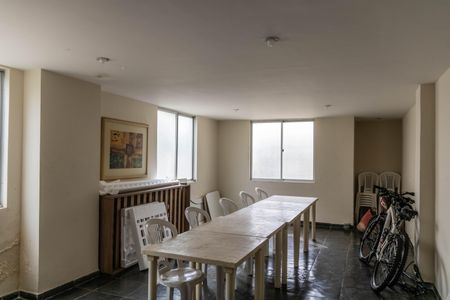 Apartamento para alugar com 105m², 3 quartos e 2 vagasÁrea comum - Salão de festas