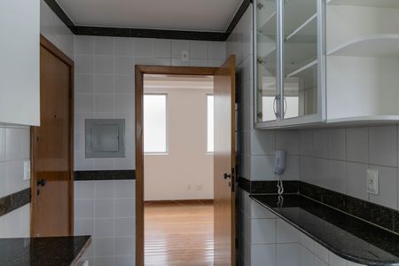 Apartamento para alugar com 105m², 3 quartos e 2 vagasCozinha