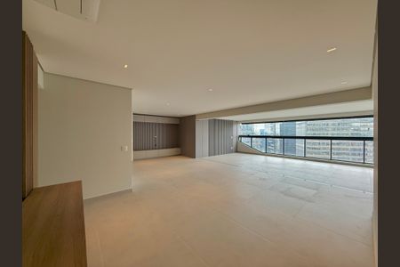 Apartamento para alugar com 227m², 3 quartos e 4 vagasSala