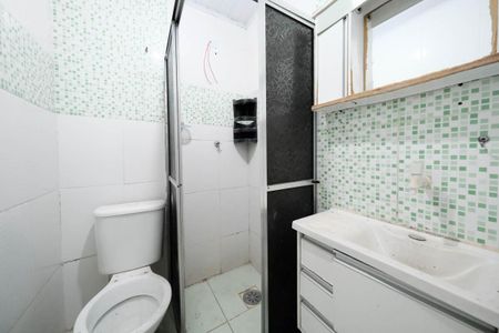 Banheiro de casa para alugar com 1 quarto, 70m² em Vila Santa Teresa, São Paulo
