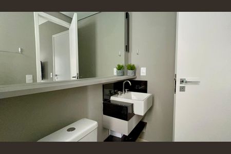 Apartamento à venda com 41m², 1 quarto e 1 vaga Apartamento à venda com 41m², 1 quarto e 1 vagaBanheiro da Suíte