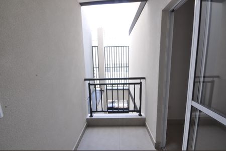 Sacada da Sala de apartamento para alugar com 2 quartos, 45m² em Vila Constança, São Paulo