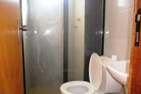 Banheiro de apartamento à venda com 2 quartos, 50m² em Ipiranga, Belo Horizonte