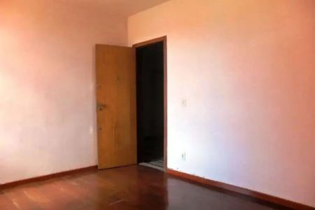 Sala de apartamento à venda com 2 quartos, 50m² em Ipiranga, Belo Horizonte