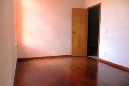 Sala de apartamento à venda com 2 quartos, 50m² em Ipiranga, Belo Horizonte