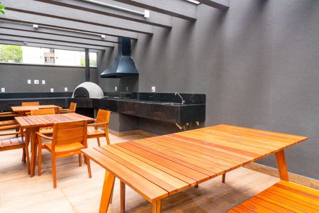 Apartamento à venda com 94m², 2 quartos e 1 vaga Apartamento à venda com 94m², 2 quartos e 1 vagaÁrea comum - Churrasqueira