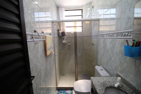 Casa de condomínio à venda com 98m², 2 quartos e 1 vagaBanheiro Social
