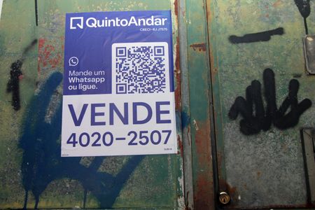 Casa de condomínio à venda com 98m², 2 quartos e 1 vagaPlaca