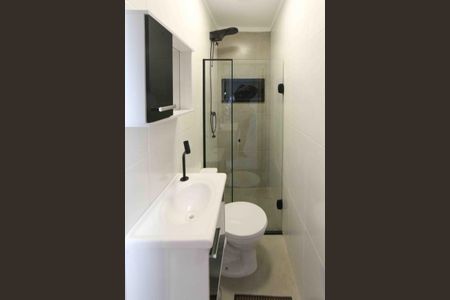 Apartamento para alugar com 29m², 2 quartos e 1 vaga Apartamento para alugar com 29m², 2 quartos e 1 vagaBanheiro