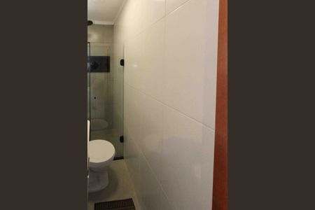 Apartamento para alugar com 29m², 2 quartos e 1 vaga Apartamento para alugar com 29m², 2 quartos e 1 vagaBanheiro