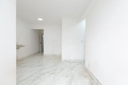 Sala  de apartamento para alugar com 2 quartos, 43m² em Itaquera, São Paulo