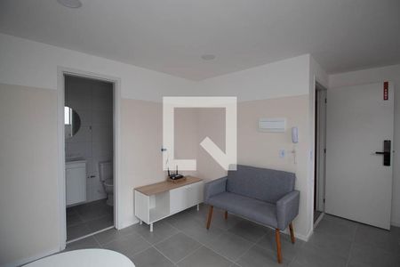 Sala/Cozinha de apartamento para alugar com 1 quarto, 90m² em República, São Paulo