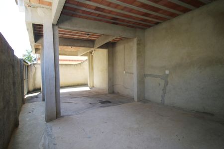 Casa de condomínio à venda com 98m², 2 quartos e 1 vagaGaragem