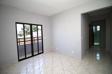 Sala de casa de condomínio à venda com 2 quartos, 98m² em Irajá, Rio de Janeiro