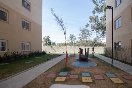 Apartamento à venda com 32m², 2 quartos e sem vagaÁrea comum - Playground