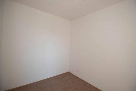 Quarto 2 de apartamento para alugar com 2 quartos, 32m² em Parque Novo Mundo, São Paulo