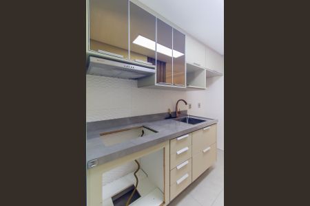 Apartamento à venda com 59m², 2 quartos e 1 vagaCozinha