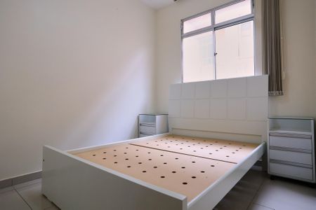 Quarto de apartamento para alugar com 3 quartos, 70m² em Paraíso, Belo Horizonte