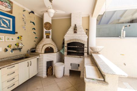 Casa de condomínio à venda com 300m², 4 quartos e 4 vagasÁrea gourmet