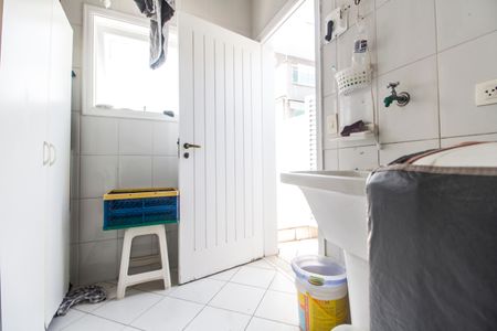 Casa de condomínio à venda com 300m², 4 quartos e 4 vagasÁrea de Serviço