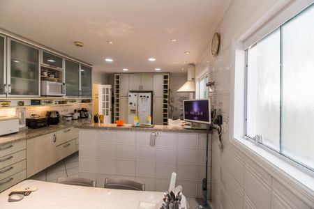 Casa de condomínio à venda com 300m², 4 quartos e 4 vagasCozinha