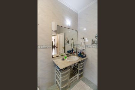 Casa de condomínio à venda com 300m², 4 quartos e 4 vagasBanheiro da Suíte