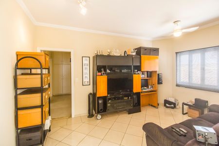 Casa de condomínio à venda com 300m², 4 quartos e 4 vagasSala