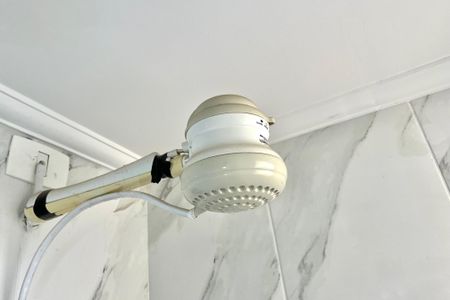 Apartamento à venda com 70m², 2 quartos e 1 vaga Apartamento à venda com 70m², 2 quartos e 1 vagaBanheiro de serviço