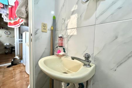 Apartamento à venda com 70m², 2 quartos e 1 vaga Apartamento à venda com 70m², 2 quartos e 1 vagaBanheiro de serviço