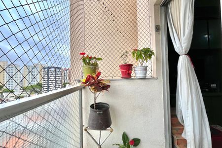 Varanda de apartamento à venda com 2 quartos, 70m² em Vila da Saúde, São Paulo