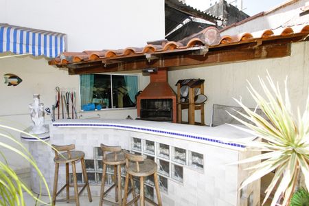 Casa à venda com 640m², 8 quartos e 2 vagasChurrasqueira