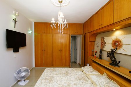 Casa à venda com 640m², 8 quartos e 2 vagasSuíte