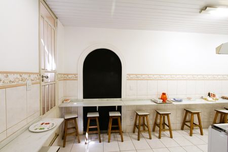 Casa à venda com 640m², 8 quartos e 2 vagasCozinha