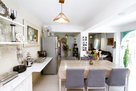 Casa à venda com 640m², 8 quartos e 2 vagasÁrea gourmet